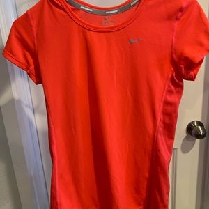 Women’s small Nike dri fit
